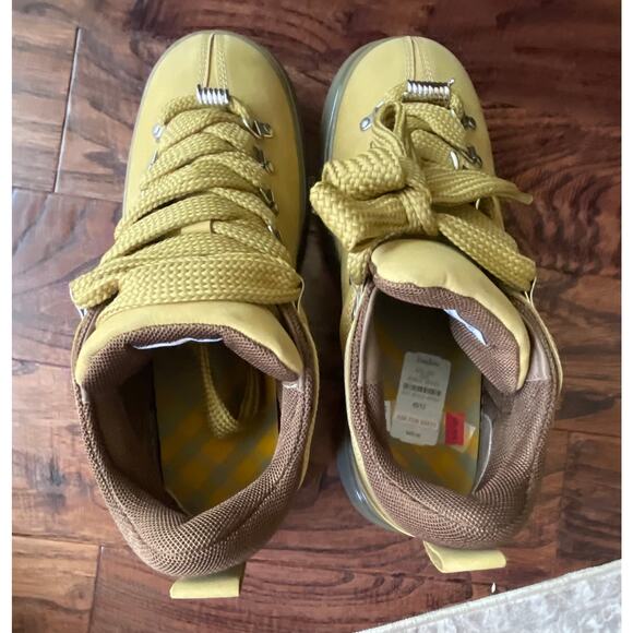 $1,195 NIB Burberry Trek Leather Low-Top Boots Sneakers Tan/Gray Men\'s 45(12)